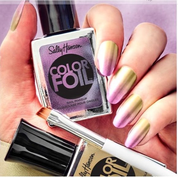 Sally Hansen Color Foil Nail Polish Gold Standard, 0.33 Fl Oz (Pack of 1) - Picture 1 of 5